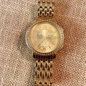 Womens Fashion Gold Watch!
